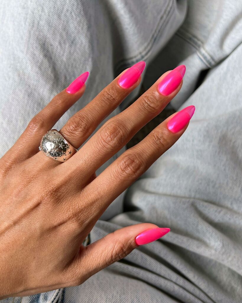 barbie pink Jelly Nail