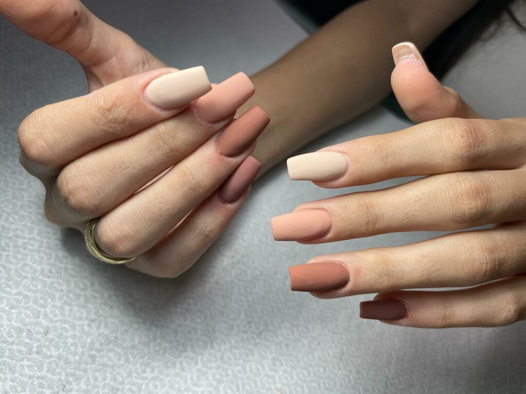 Light Beige Mani Nail Art, Matte Finish