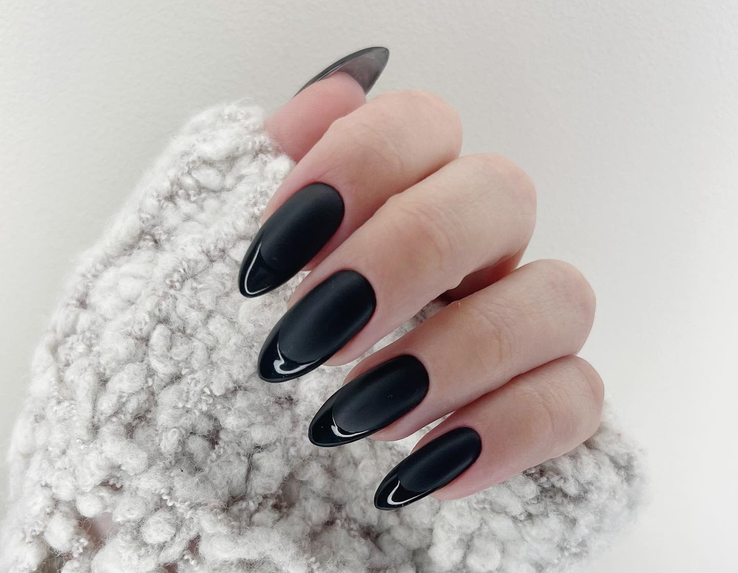 35 Latest Black Matte Nail Designs To Try In 2023! - alexie