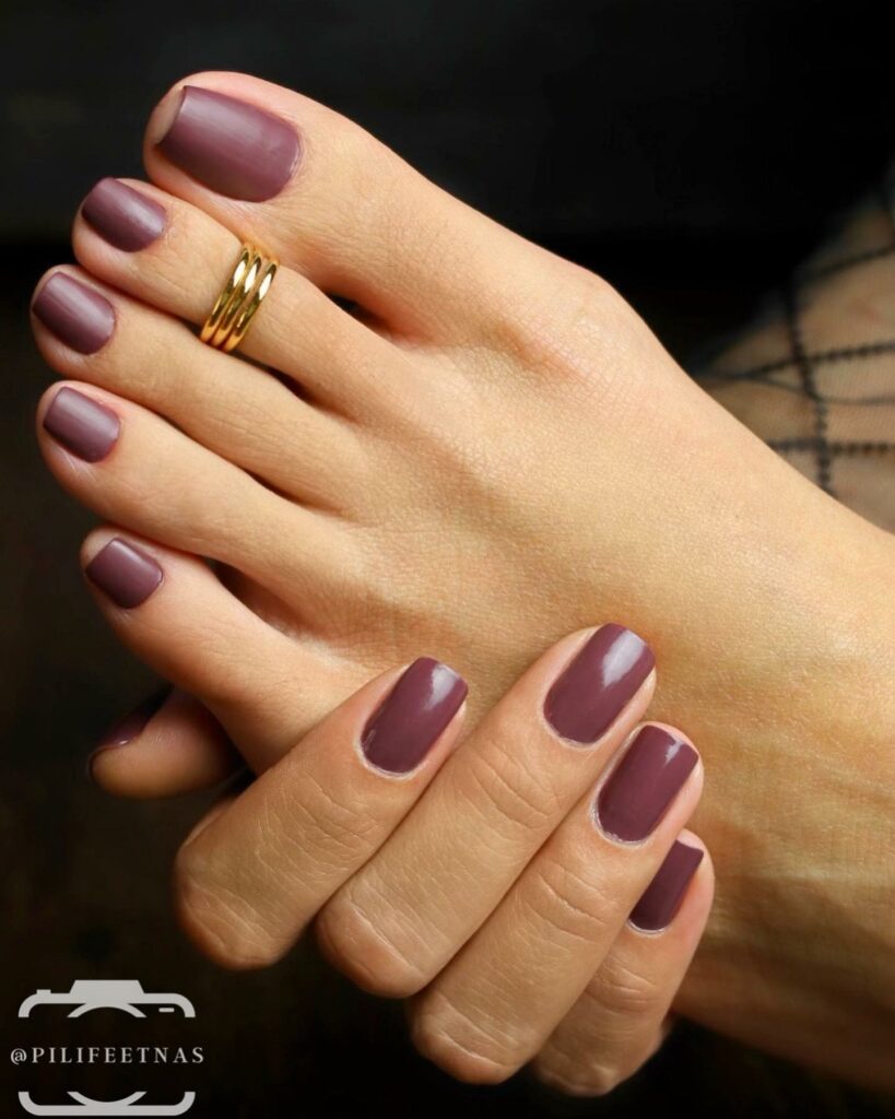 Matte Red Toe Nails