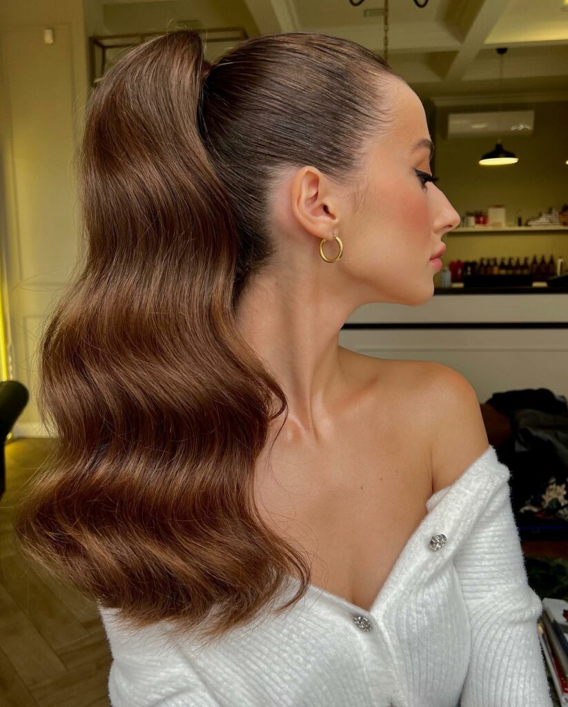 The Pop-of-Color High Ponytail