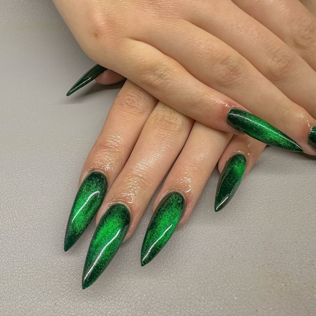 Stiletto Glitter Emerald Green Nails