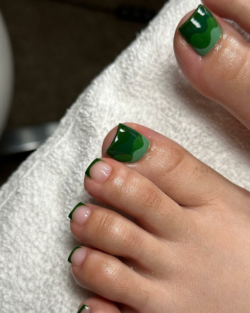 Emerald Elegance Dark Green Pedicure