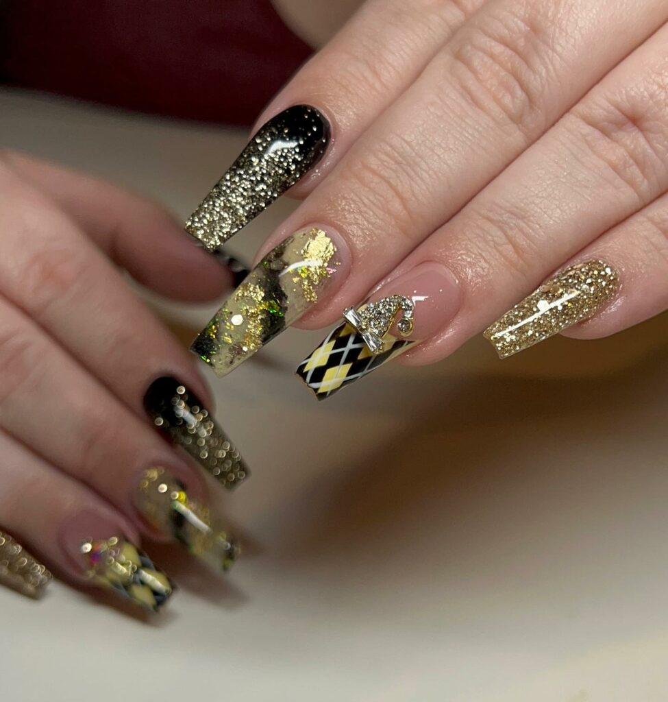 40 Latest Black Coffin Nail Designs To Try In 2023! - alexie