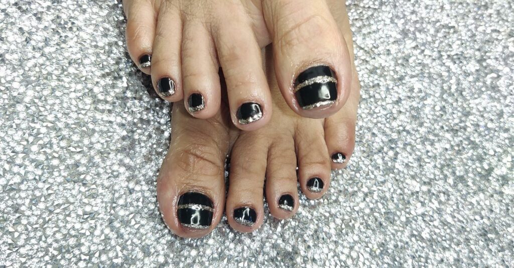 Black French With Silver Line