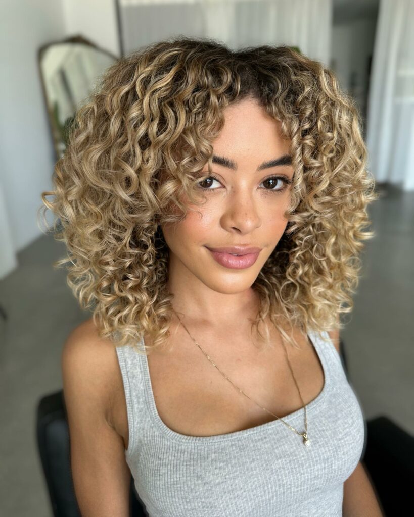 Medium Bronde Curly Hairstyle