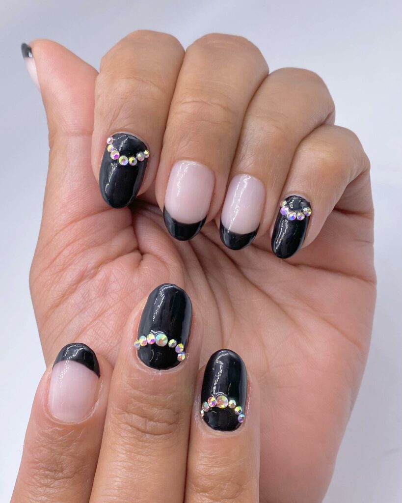 Short Black Gel Nails With Silver Rhinestones 