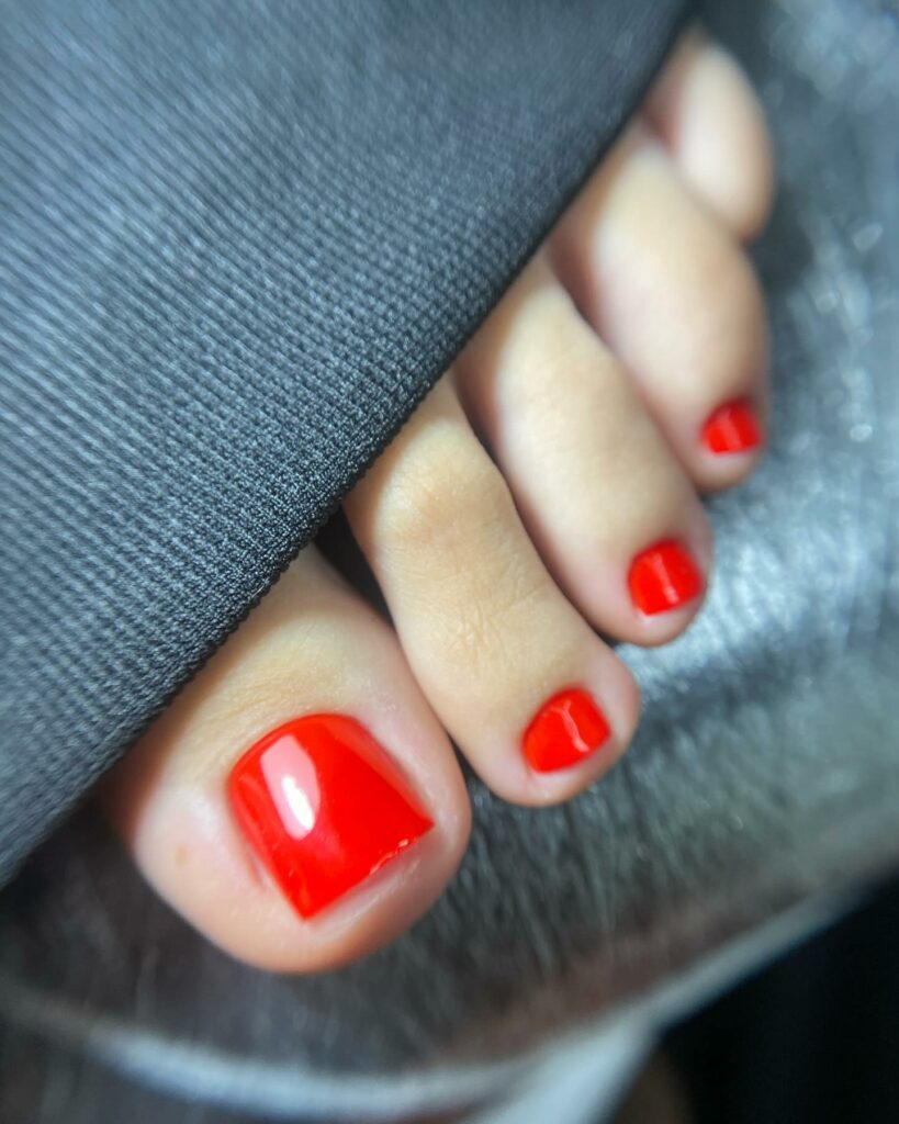 Short and Sweet Red Nails