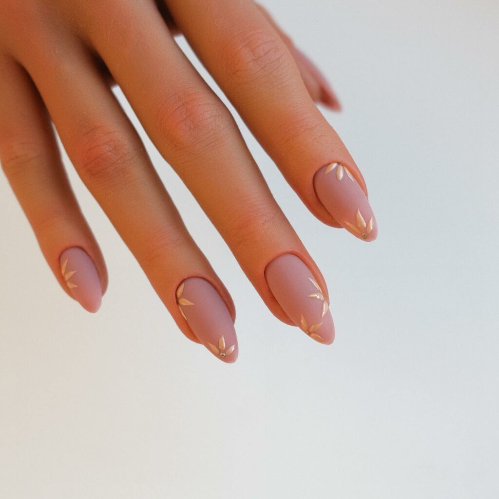 Weekend-Ready Nude Matte Tips