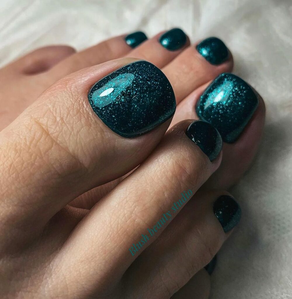 Velvet Dark Green Pedicure