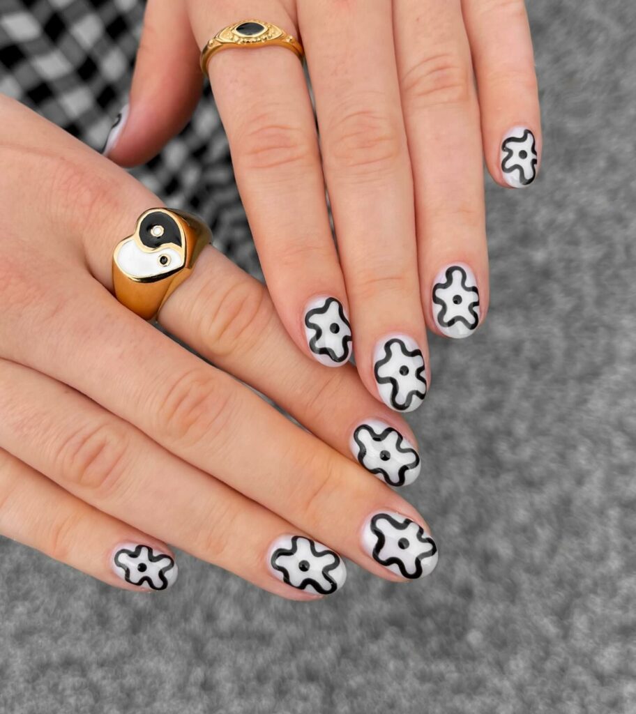 Abstract Puzzle Designs on Round Nails