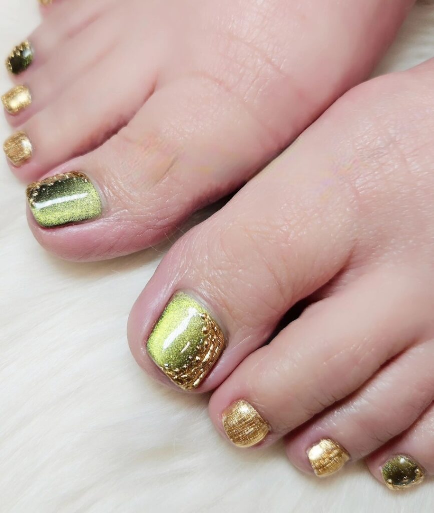 Rocky Gold Pedicure