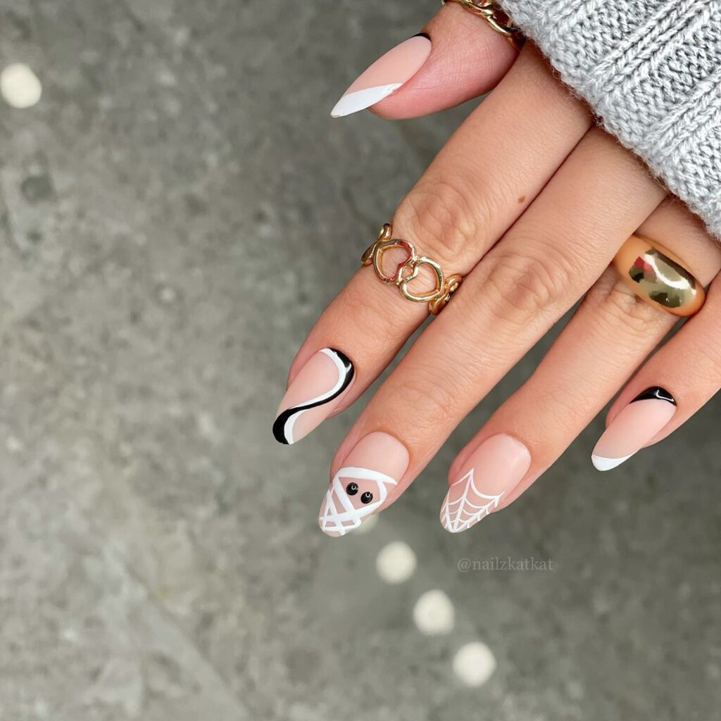 Black and white short nails