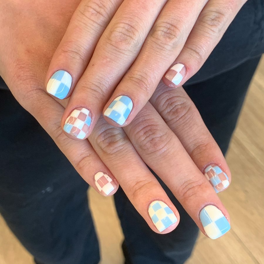 Blue and white short nails