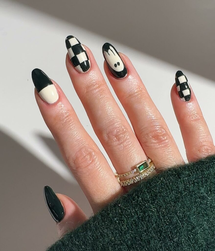 Checkered Ghost Nails
