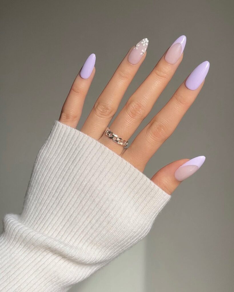 Floral Light Purple nails