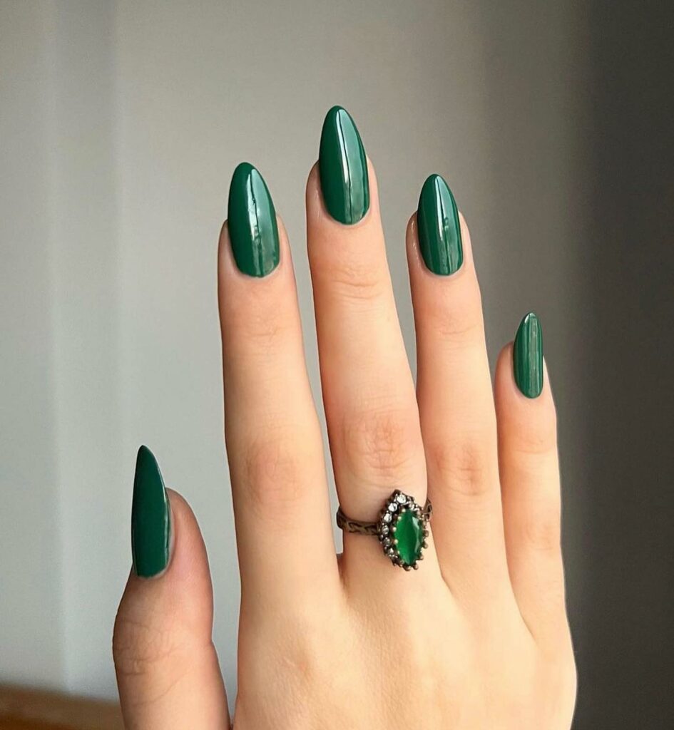Gemstones Dark Green Nail