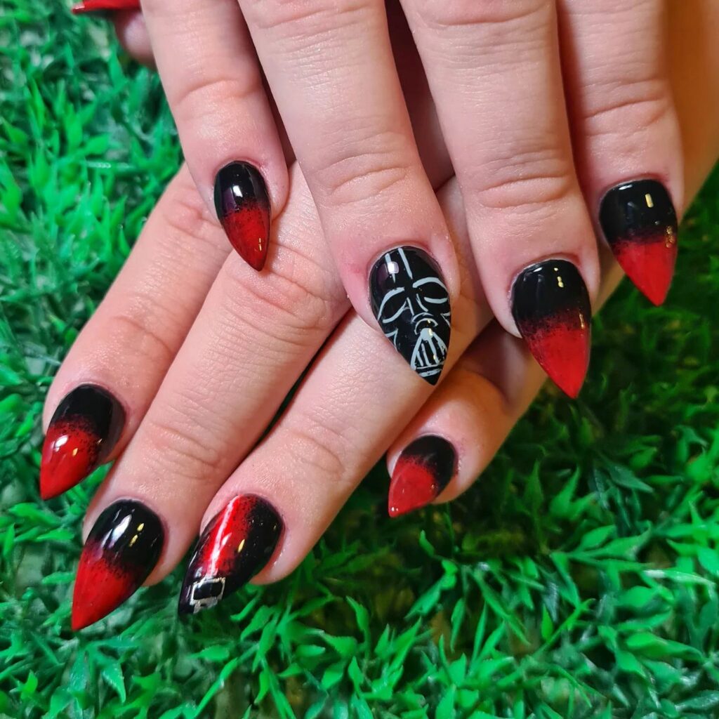 Gradient Black and Red nails