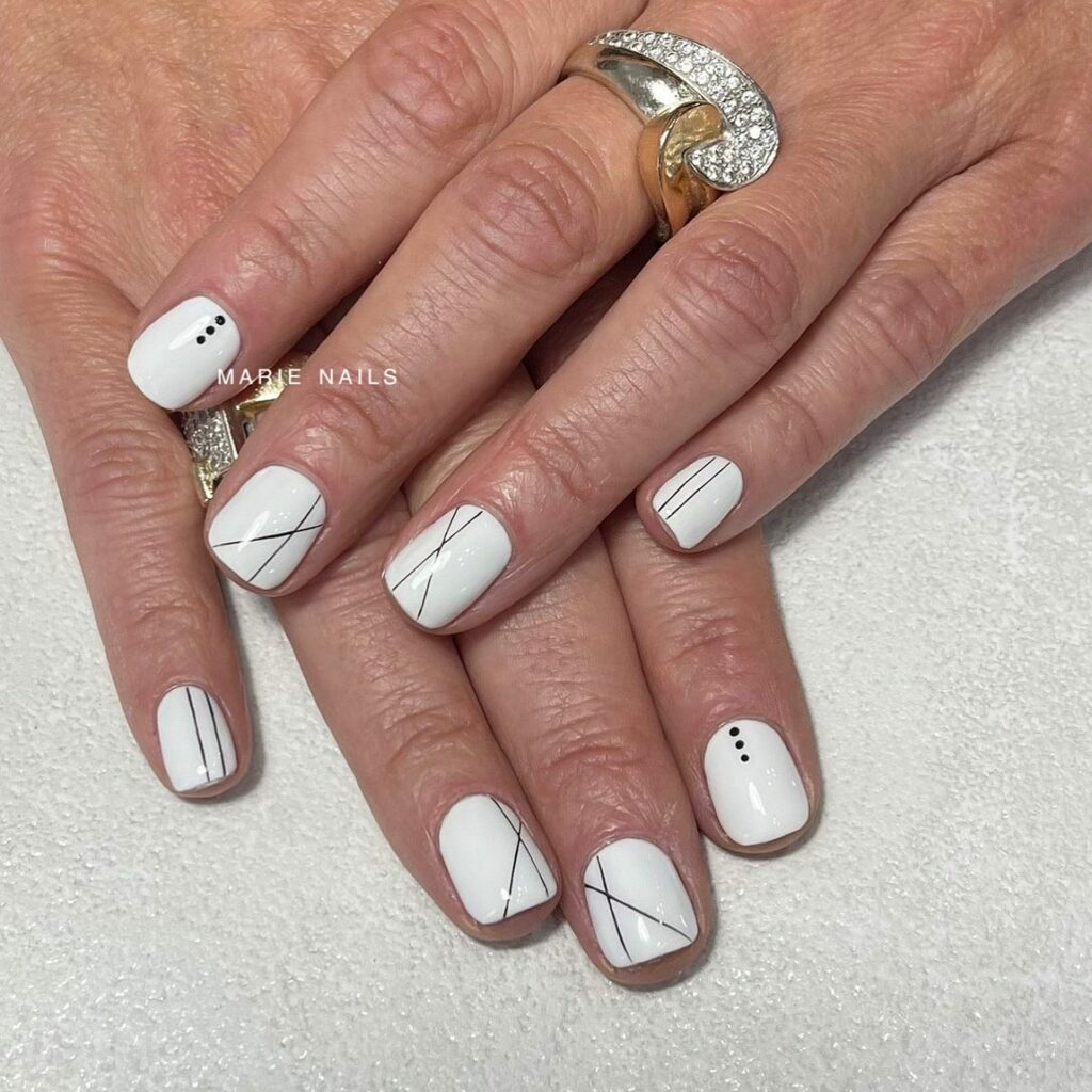 Lines white short nails