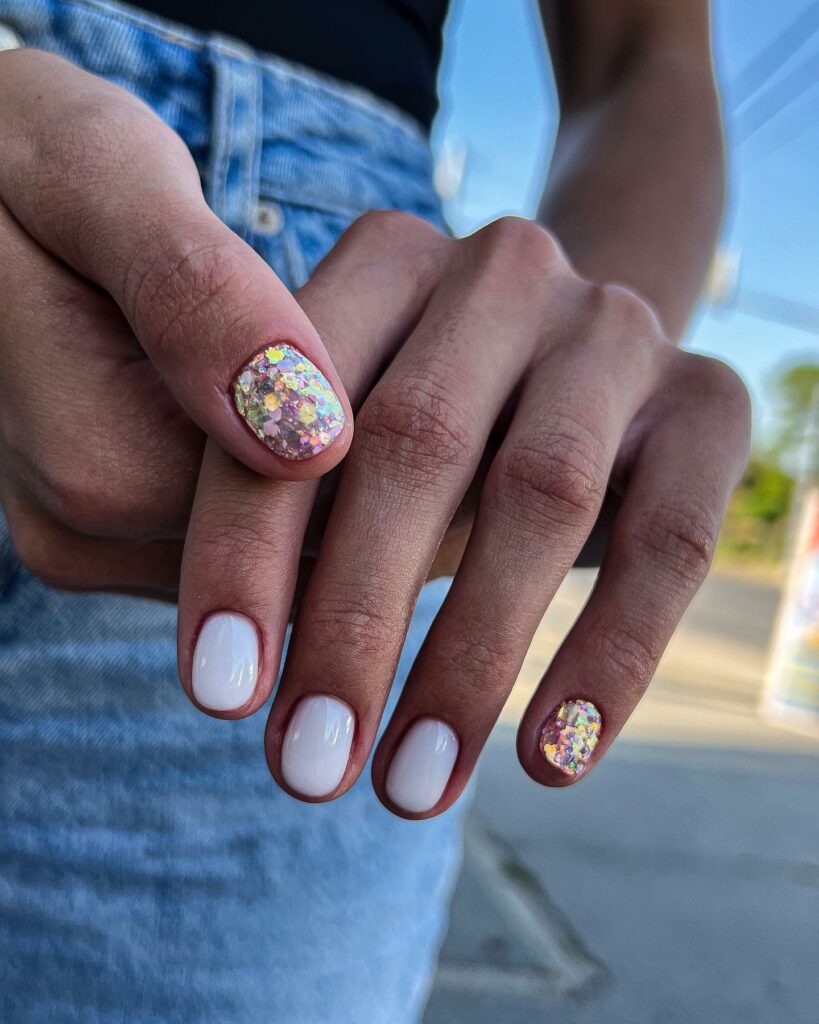 Milky Round Cloud Nails with a Glow
