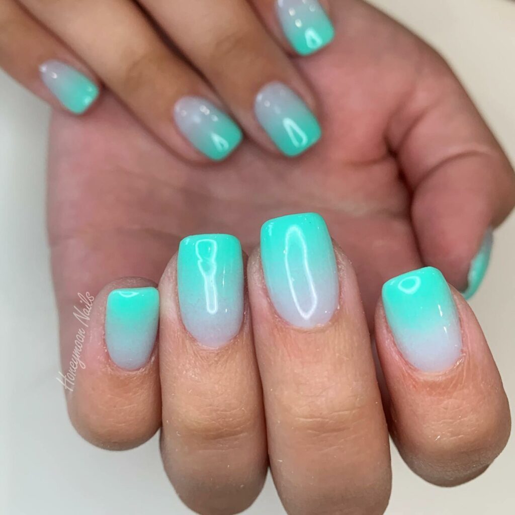 Turquoise blue ombre nails