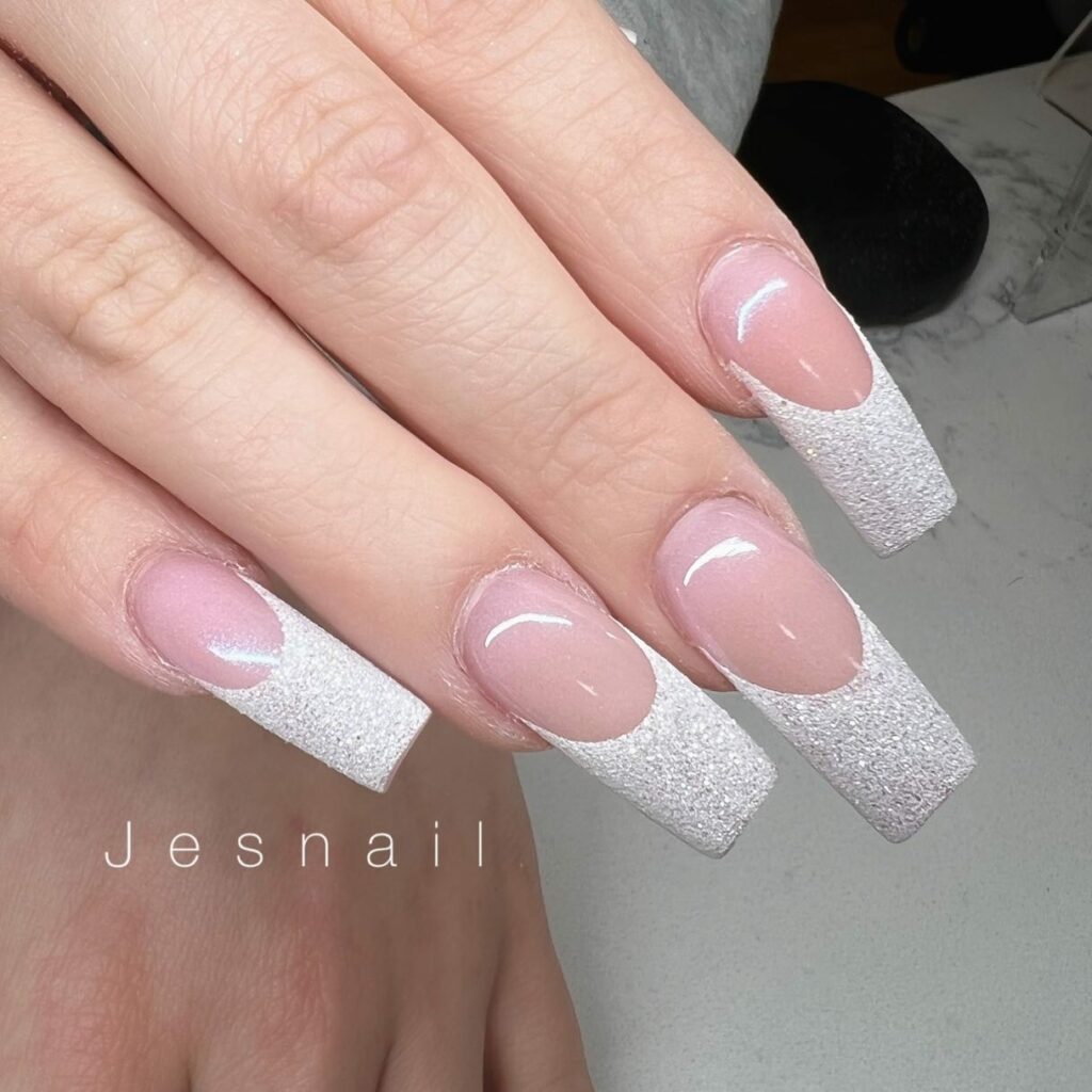 White sugar glitter tip