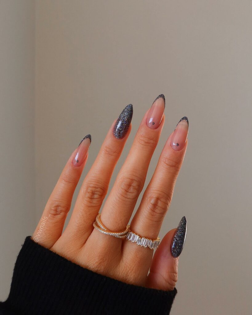 abstract silver and black Nails