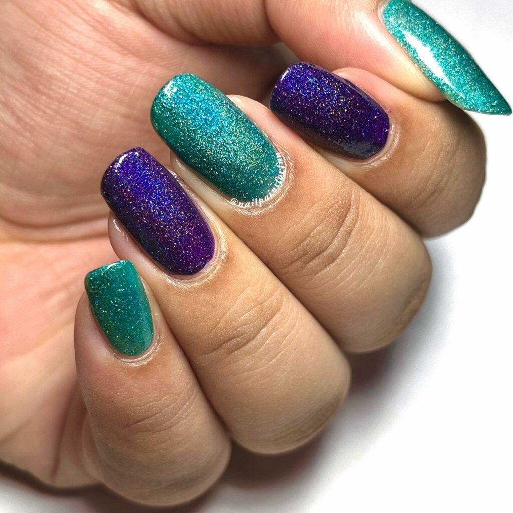 Glittery Teal Nails