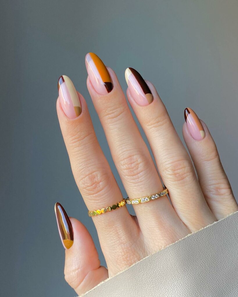 gold half-moons New Year Nails