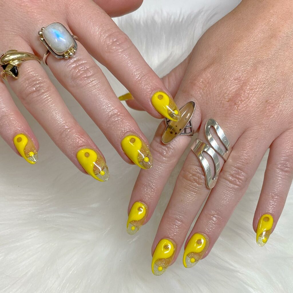 Luminous Yellow Yin Yang Nails to Brighten Your Mood