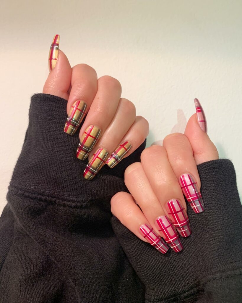 Gold And Pink Plaid Nails