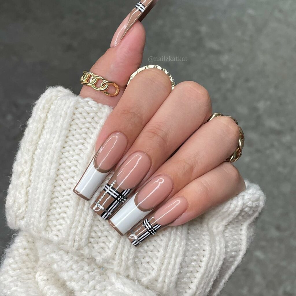 Long Teddy Plaid Nails 