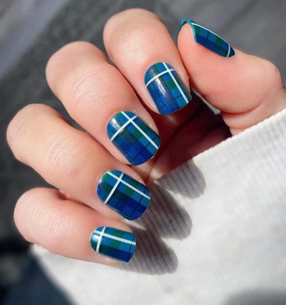 Blue Plaid Nails