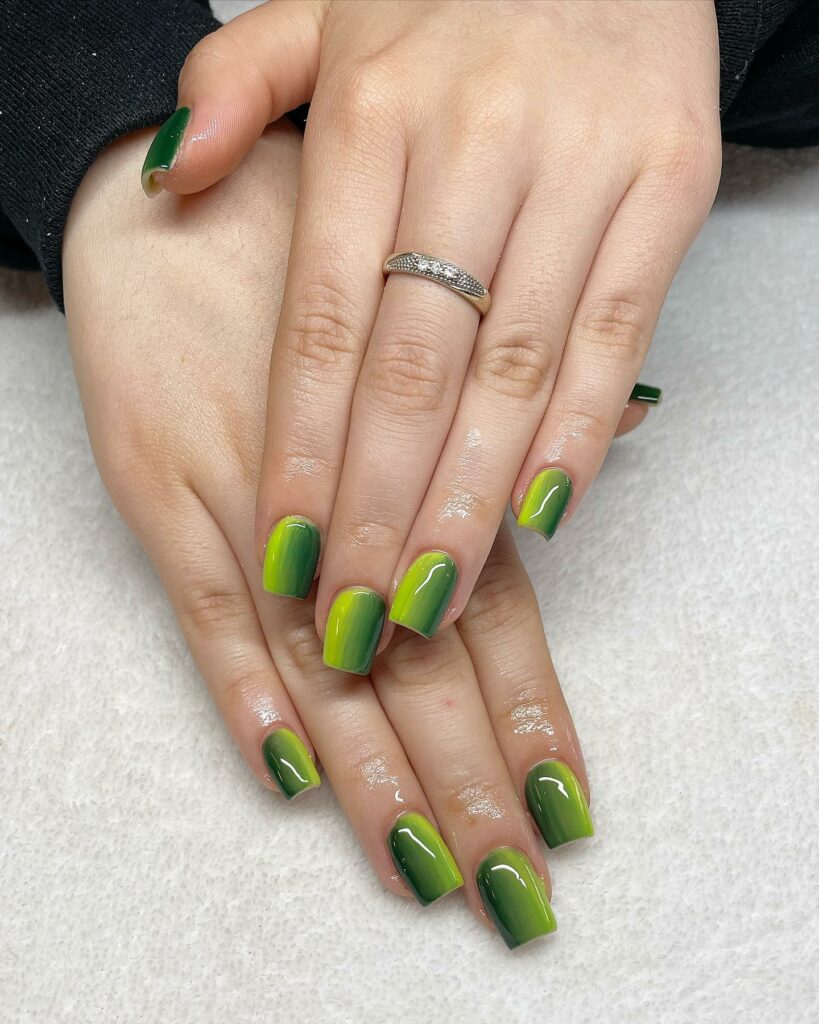 Vertical Green Ombre Nails