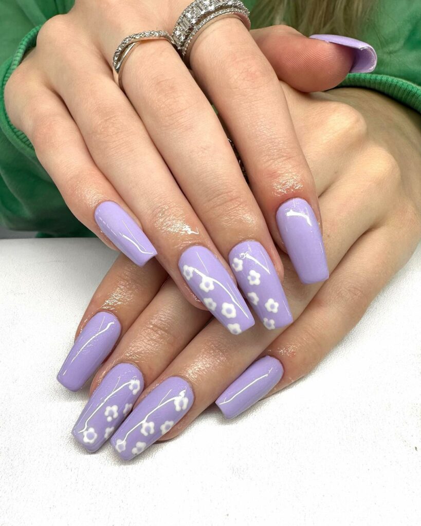 Purple Coffin Nail With Daisy Flower
