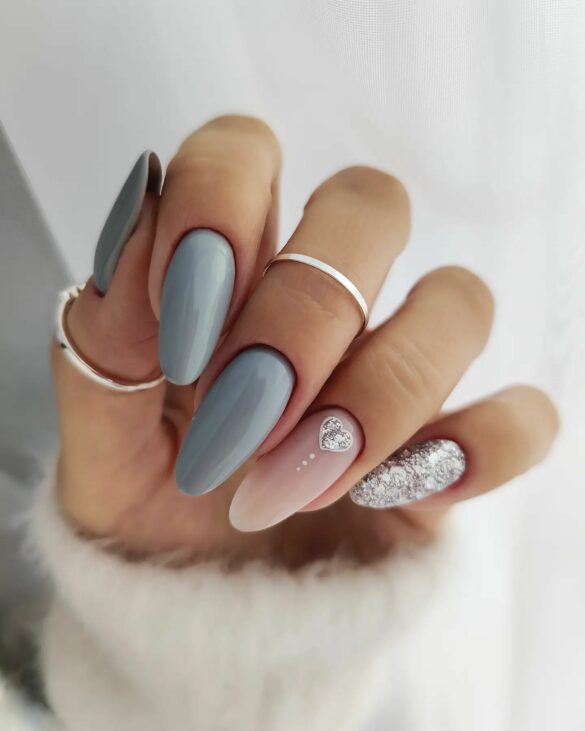 30 Latest Grey Nail Ideas With Glitter To Try In 2024!