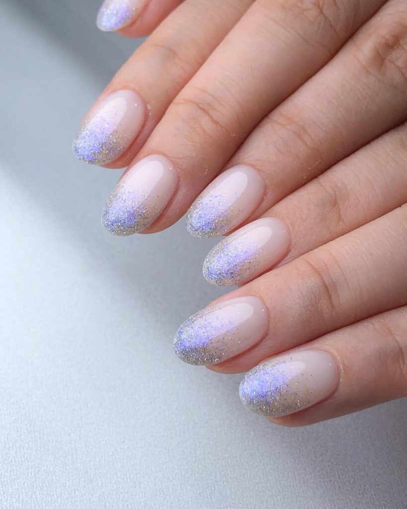 White And Glitter Ombre Short Round Nails