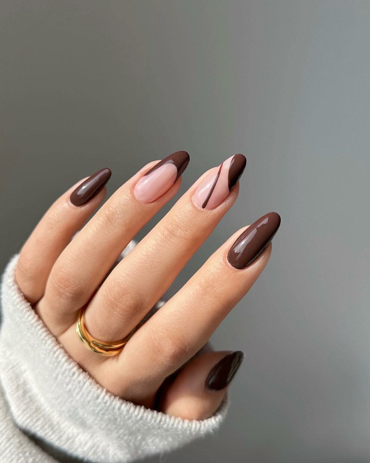 Latest Chocolate Glazed Donut Nail Ideas To Try In