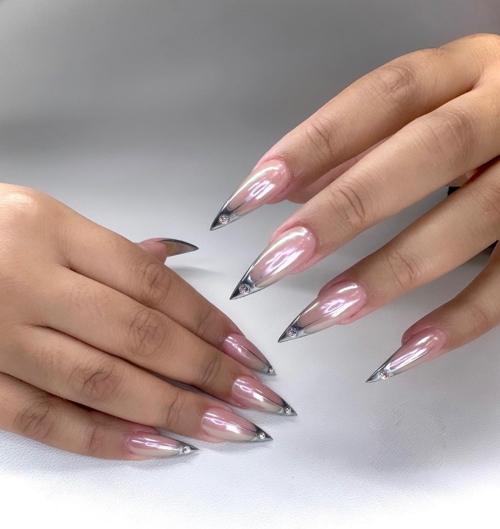 33 Latest Nude Chrome Nail Ideas To Try In 2024!