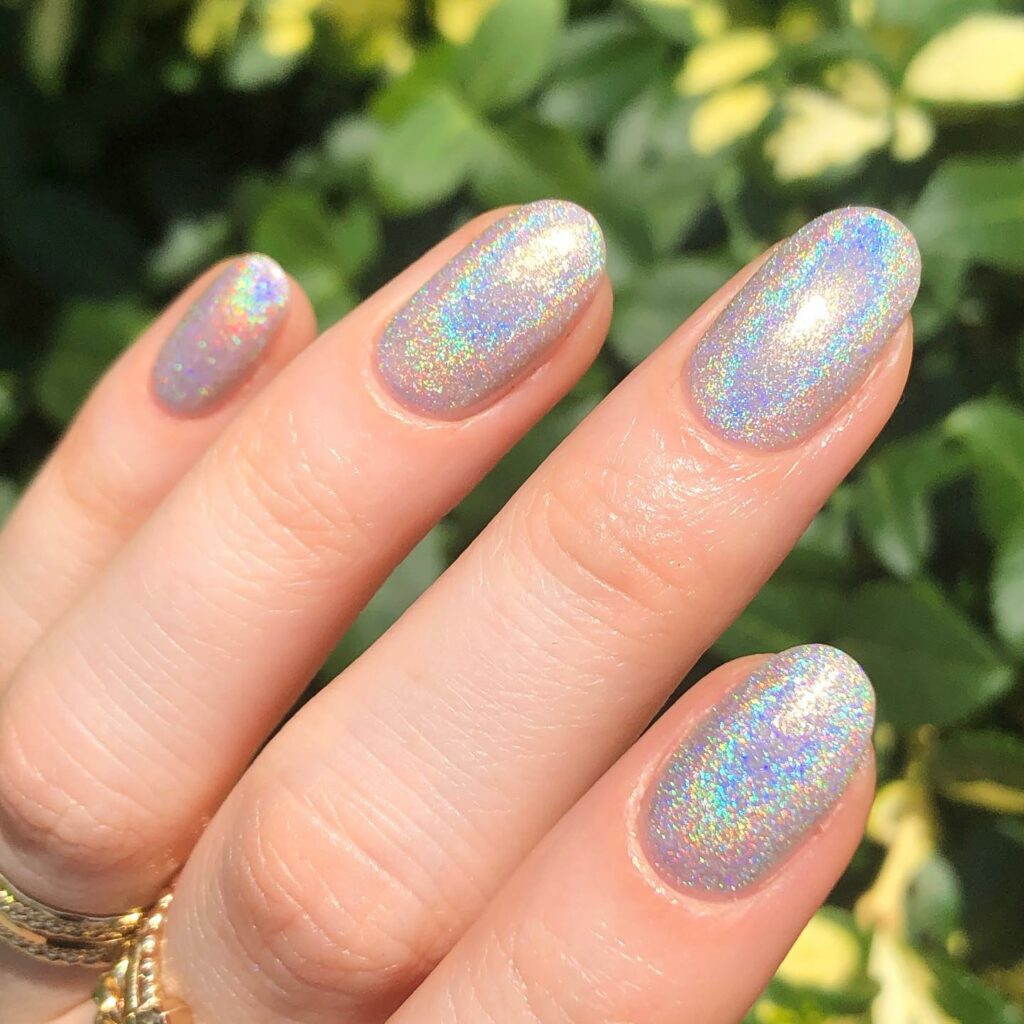 Holographic Small Round Nail