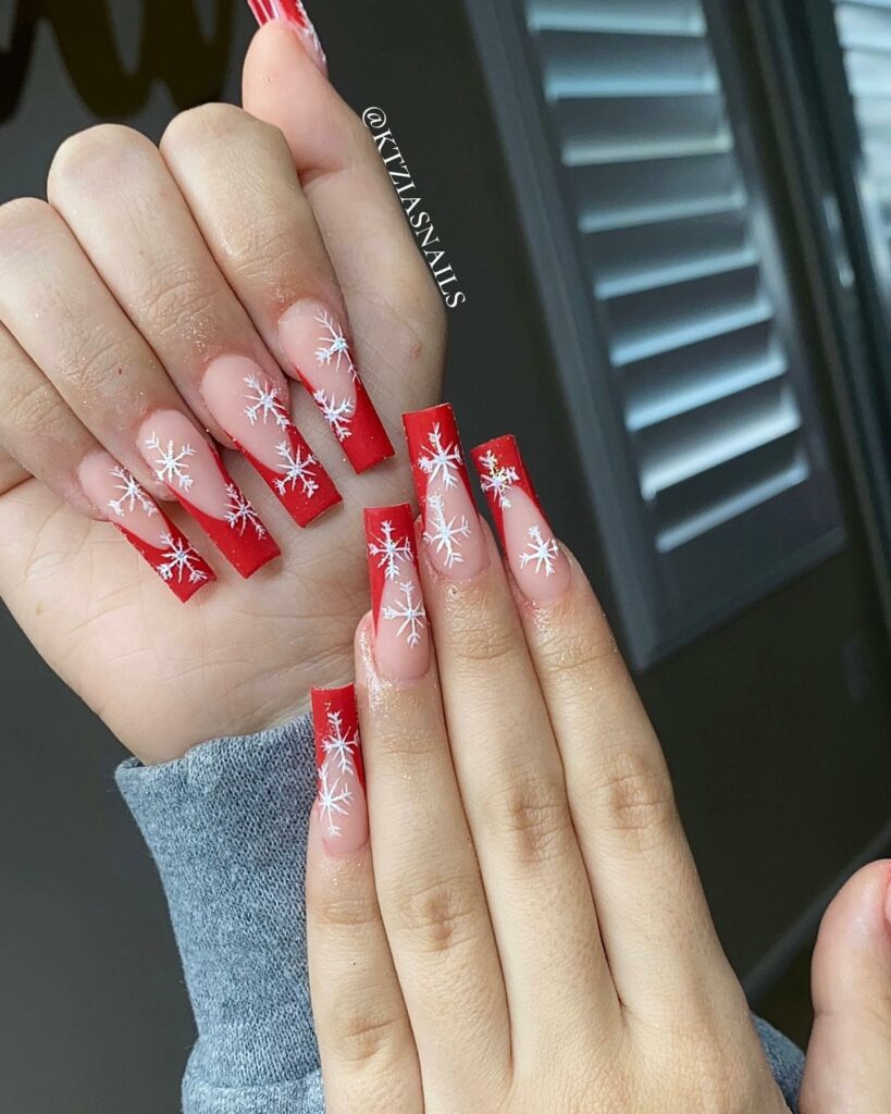 Snowflake-Adorned Red Christmas Coffin Nails