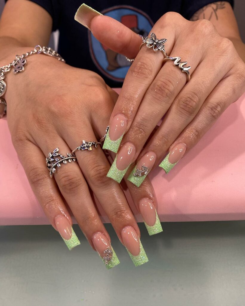 Sparkling Mint Green Nails