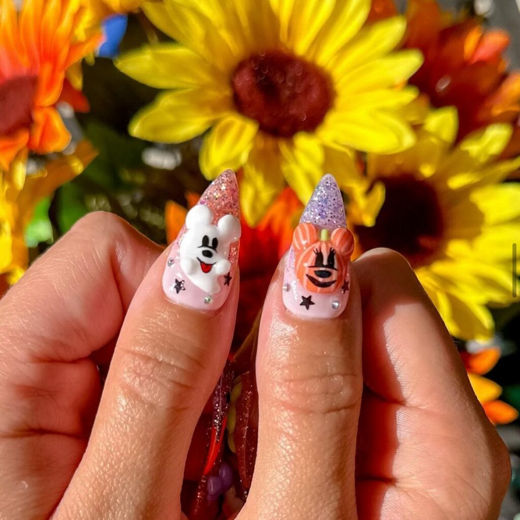 Pumpkin-Themed Mickey Mouse Nails