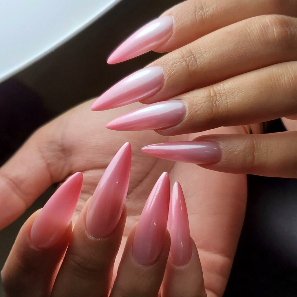 The Svelte Appeal of Light Pink Stiletto Nails
