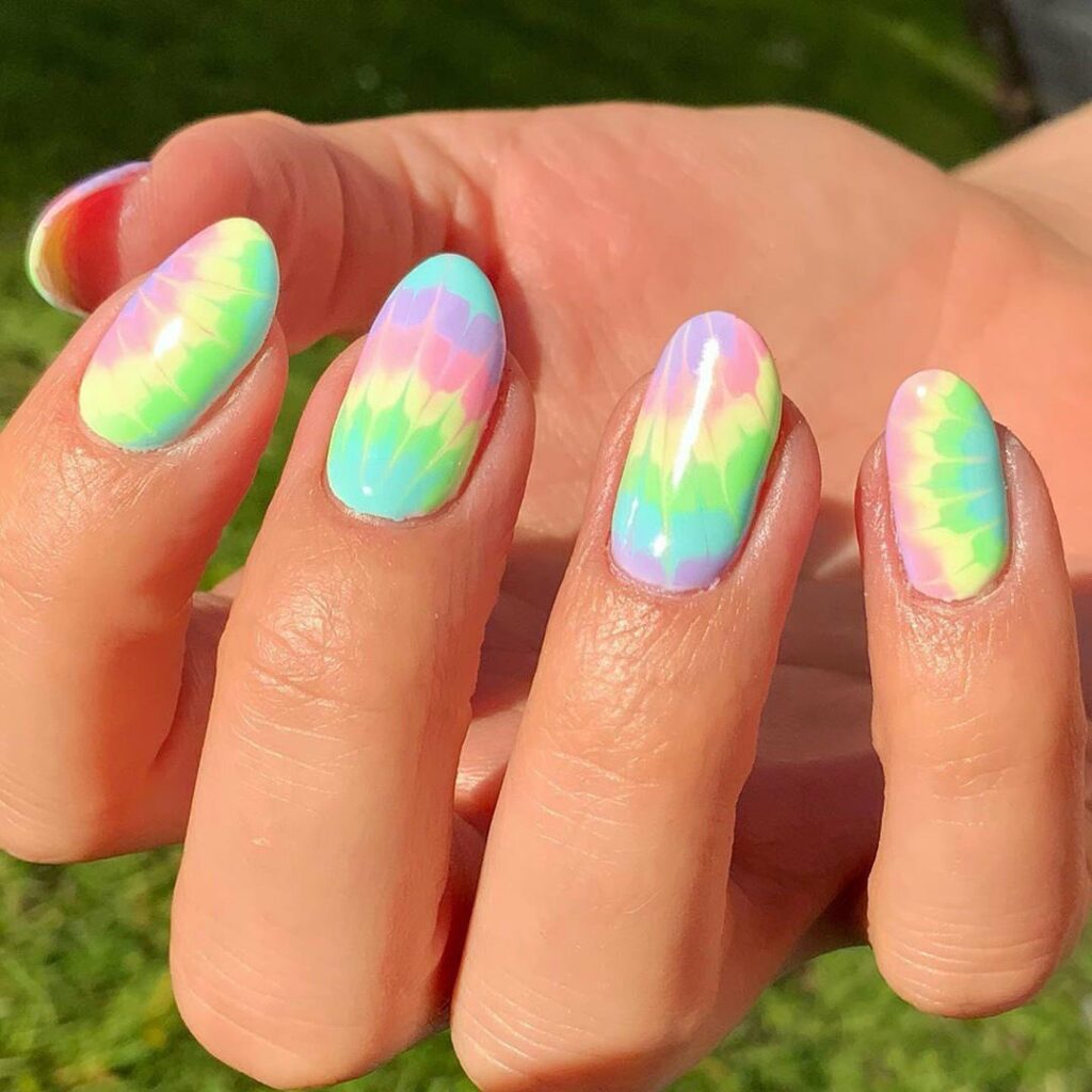 Summer Vibes Tie-Dye Nails