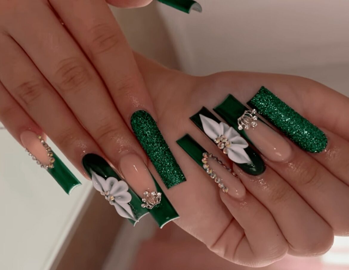 black and green nails