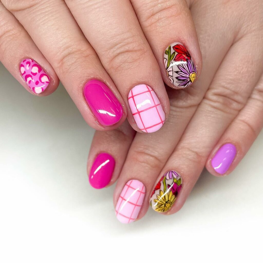 Pink Short Valentine Nails With Plaids And Flower Design