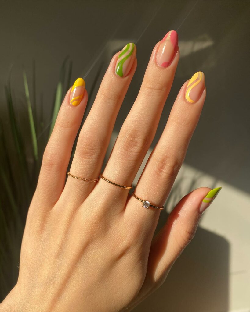 Abstract 70s Nails With Swirl