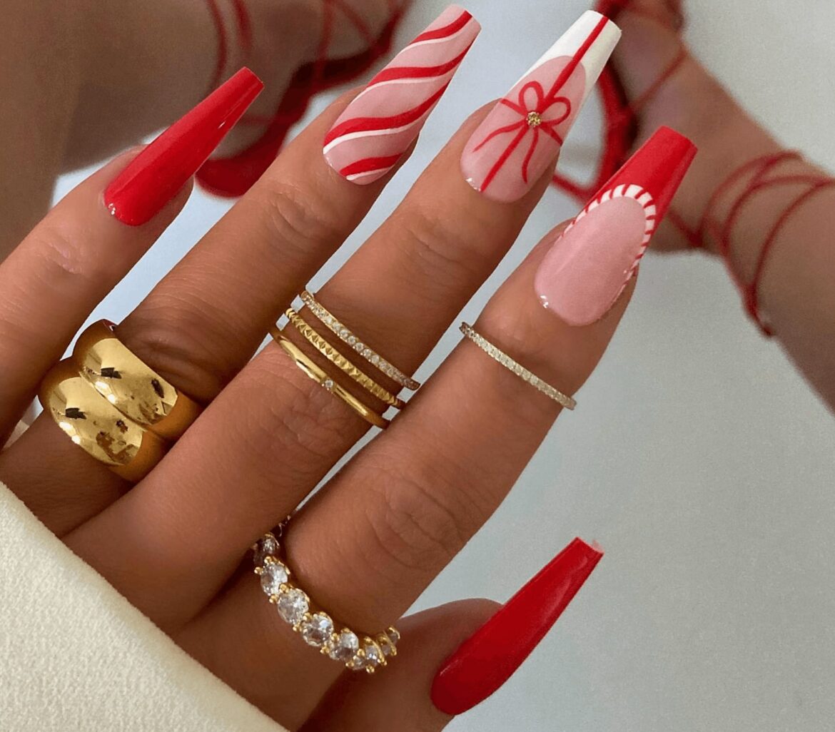 Christmas Coffin Nails In Red