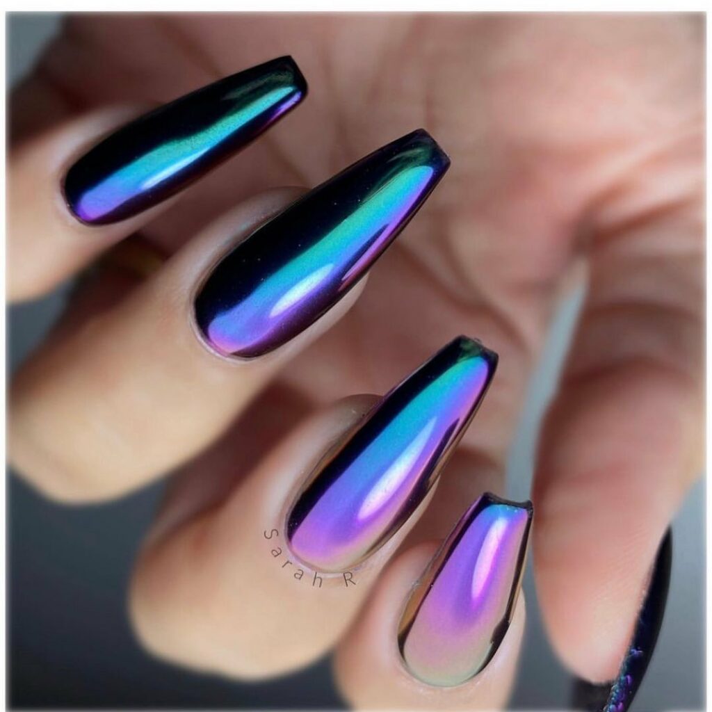 Holographic Coffin Chrome Nails